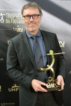 Aktuell Fußball, Frankreich, Ehrung durch französische Spieler-Gewerkschaft Laurent Blanc (Paris St. Germain PSG) - Bester Trainer der Ligue 1 FOOTBALL : Trophees UNFP du Football - 17 05 2015 AnthonyBIBARD FEP Panoramic 