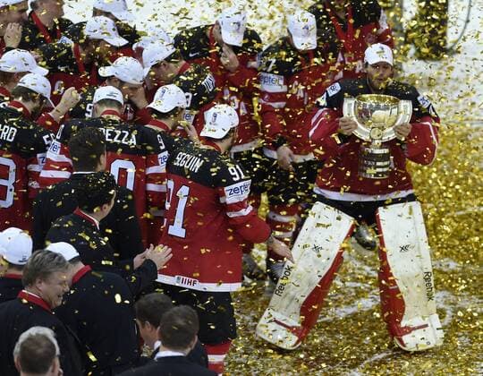 Canadian players celebrate their victory of the Ice hockey Eishockey World Championship WM Weltmeisterschaft after the final duel for gold medal Canada vs Russia in Prague, Czech Republic, May 17, 2015. (CTKxPhoto RomanxVondrous) CTKPhotoP201505170715801  vnd 1