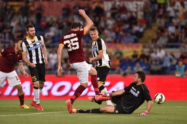 17.05.2015. Rome, Italy. Serie A Football. Roma versus Udinese. Vasilis Torosidis scores the second goal for Roma xGiuseppexMaffiax  ActionPlus11622077