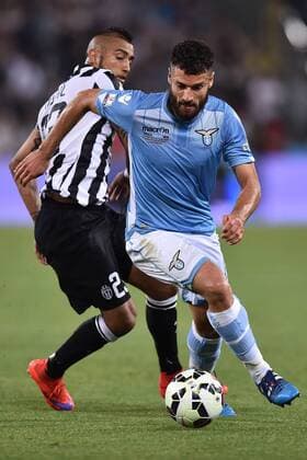 Roma 20 05 2015 - finale Coppa Italia Football Juventus-Lazio foto Antonello Sammarco Image nella foto: Antonio Candreva-Arturo Vidal 