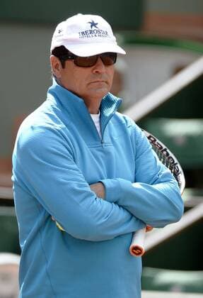 Coach Toni Nadal TENNIS : Roland Garros 2015 - Internationaux de France - Rafael Nadal - 21 05 2015 PhotoNews Panoramic 