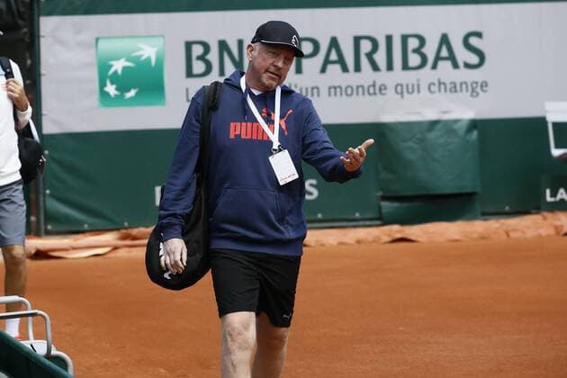 Aktuell Tennis, Grand Slam, French Open in Paris, Training Roland Garros 2015 Qualifyings and trainings , 21 May, Novak Djokovic training, Boris Becker 