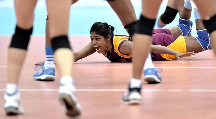 (150522) -- TIANJIN, May 22, 2015 -- Anusha of Sri Lanka competes during a Group B match against Thailand at the 18th Asian Senior Women s Volleyball Championships in Tianjin, north China, on May 22, 2015. Thailand won by 3-0. ) (SP)CHINA-TIANJIN-VOLLEYBALL-ASIAN SENIOR WOMEN S CHAMPIONSHIPS YuexYuewei 