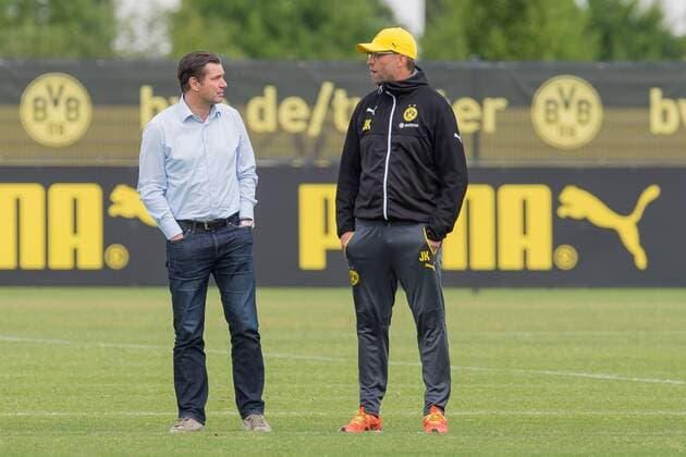 Donnerstag 21.05.2015, Saison 2014 2015, Training BV Borussia Dortmund, Sportdirektor Michael Zorc (BVB) und Trainer Juergen Klopp (BVB) DeFodi001