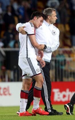 22.05.2015 Burgas(Bulgaria) Germany-France U17 U 17 Final European Championship EM Europameisterschaft men s football Christian Wück(r) Germany U17 head coach after lost match with Erdinc Karakas(L) :Str 