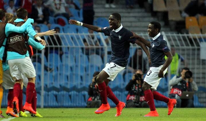 22.05.2015 Burgas(Bulgaria) Germany-France U17 U 17 Final European Championship EM Europameisterschaft men s football Odsonne Edouard (c) and Christ-Emmanuel Maouassa(r) France : 