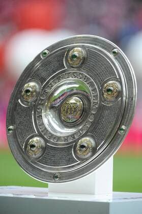 Die Meisterschale, das Objekt der Begierde FC Bayern Muenchen - 1.FSV Mainz 05, Fussball, Bundesliga, Spieltag 34, 23.05.2015, Copyright: Stuetzle xEibner-Pressefoto EP_WSE