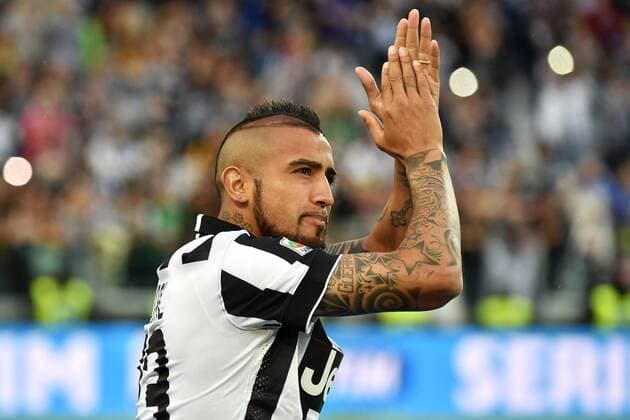 Celebration Juventus Turin - Italienischer Meister Celebration Arturo Vidal - 23-05-2015 Football Calcio serie A ITA Football 2014 2015 Juventus Turin - Napoli SSC . Foto AndreaxStaccioli Insidefoto andreaxstaccioli