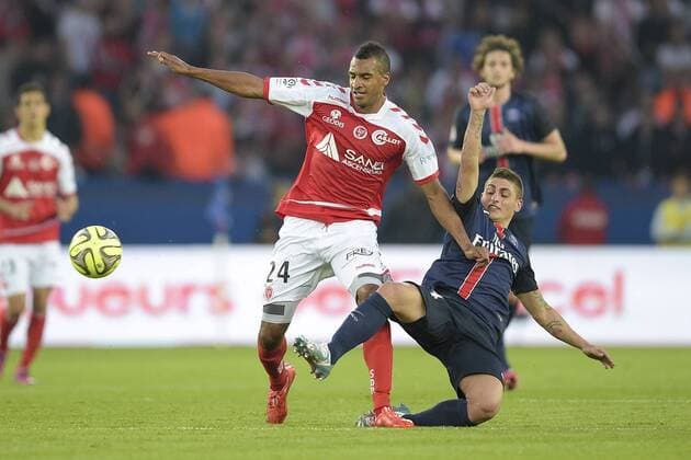 Marco Verratti (PSG) vs NGOG David (Reims) FOOTBALL : PSG vs Reims - Ligue 1 - 23 05 2015 JBAutissier Panoramic 