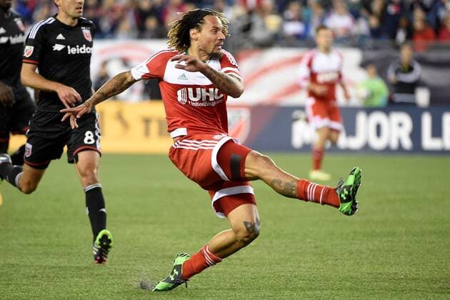 May 23, 2015 - Foxborough, Massachusetts, U.S. - New England Revolution midfielder Jermaine Jones (13) watches the flight of his shot during the MLS Fussball Herren USA game between DC United and the New England Revolution held at Gillette Stadium in Foxborough Massachusetts. The New England Revolution and D.C. United ended the game tied 1-1. Eric Canha CSM MLS 2015: DC United vs Revolution MAY 23 - ZUMAc04_