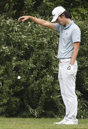 May 23, 2015 - Fort Worth, TX, USA - Kevin Na takes a drop on the 5th fairway during the third round of the Crowne Plaza Invitational at the Colonial in Fort Worth, Texas, on Saturday, May 23, 2015. Crowne Plaza Invitational at the Colonial, third round - ZUMAm67_