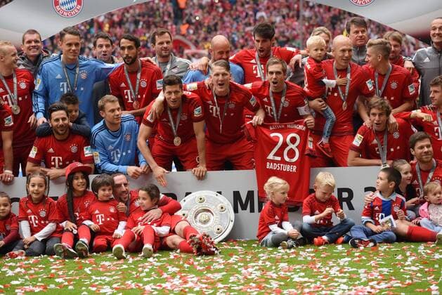 23.05.2015, Fussball, Saison 2014 15, 1. Bundesliga, 34. Spieltag, FC Bayern München - FSV Mainz 05 2:0 Bayerns Spieler feiern mit ihren Kindern die Meisterschaft