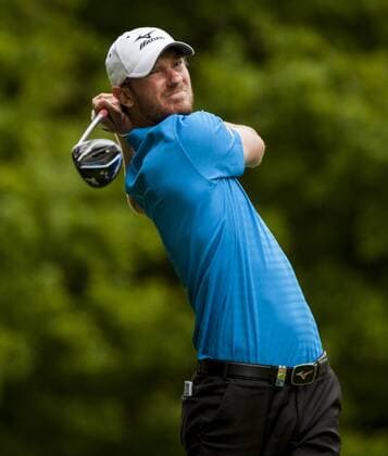 24.05.2015. Wentworth, England. BMW PGA Golf Herren Golf Championship. Final Round. Chris Wood ENG Tee shot 3rd hole during the final round of the 2015 BMW PGA Championship from The West Course Wentworth Golf Club xStephenxBartholomewx  ActionPlus11623502