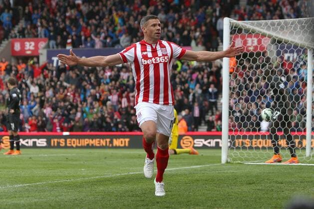 Stoke s Jon Walters celebrates his sides third goal - Stoke City vs. Liverpool - Barclay s Premier League - Britannia Stadium - Stoke - 24 05 2015 Pic Philip Oldham Sportimage EDITORIAL USE ONLY. No use with unauthorised audio, video, data, fixture lists, club league logos or live services. Online in-match use limited to 120 images, no video emulation. No use in betting, games or single club league player publications.