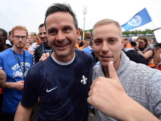 24.05.2015, xjhx, Fussball 2.Bundesliga, SV Darmstadt 98 - FC St.Pauli, v.l. Trainer Dirk Schuster (SV Darmstadt 98)