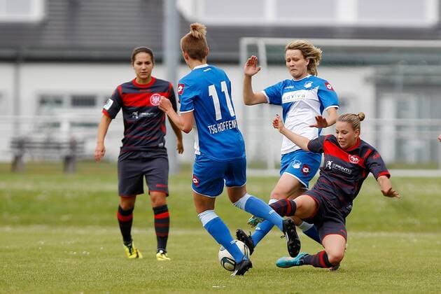 v.li.: Anna Fries (ETSV Würzburg), Maximiliane Rall (TSG 1899 Hoffenheim Damen II), Jana Beuschlein (TSG 1899 Hoffenheim Damen II), Antonia Heider (ETSV Würzburg), Fussball, 2. Frauen-Bundesliga Süd, TSG 1899 Hoffenheim II - ETSV Würzburg, xfsx