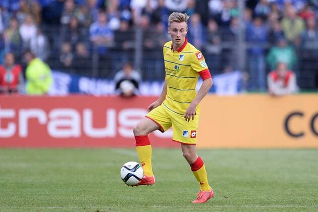 Fußball DM A-Junioren Finale Schalke 04 - 1899 Hoffenheim am 25.05.2015 im Lohrheidestadion in Bochum Joshua Mees ( Hoffenheim )