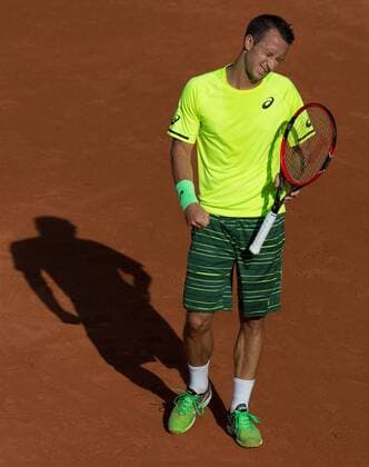 Philipp Kohlschreiber (GER) reagiert enttaeuscht,Aerger,Frust, Tennis - French Open 2015 - Grand Slam ITF ATP Tennis Herren WTA Tennis Damen - Roland Garros - Paris - - France - 27 May 2015. Juergen Hasenkopf