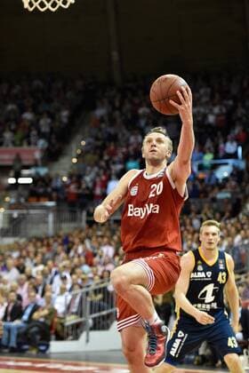 Einzelbild, Aktion, FC Bayern Muenchen Basketball vs Alba Berlin, Playoff, Halbfinale, Basketball Bundesliga Saison 2014 2015, Beko BBL,28.05.15