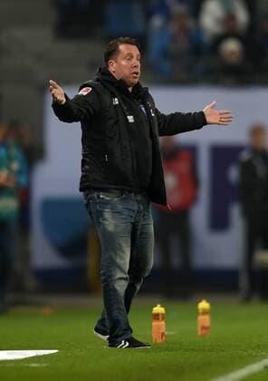 FUSSBALL 1. BUNDESLIGA SAISON 2014 2015 RELEGATION HINSPIEL Hamburger SV - Karlsruher SC 28.05.2015 Markus Kauczinski (Karslruher SC) 
