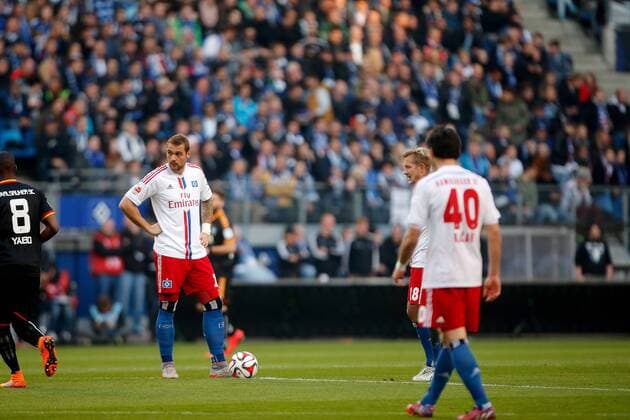 Hamburg, 28. Mai 2015 - Fußball, 1. Bundesliga 2014 15, Relegation, Hamburger SV - Karlsruher SC: Pierre-Michel Lasogga (Hamburger SV, 10) (HINWEIS: VERWENDUNG NUR IN DEUTSCHLAND, ÖSTERREICH, SCHWEIZ UND UNGARN - PUBLICATION IN GERMANY, AUSTRIA, SWITZERLAND AND HUNGARY ONLY!) 