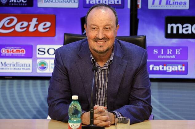 Trainer Rafa Benitez gibt seinen Abschied vom SSC Neapel bekannt. xANGELxRIVEROx 
