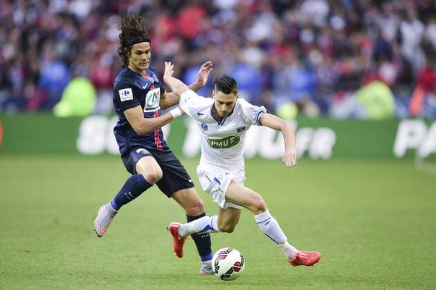 Aktuell Fußball, Frankreich, Coupe de France, AJ Auxerre - Paris St. Germain Aktuell Fußball, Frankreich, Coupe de France, AJ Auxerre - Paris St. Germain Edinson Cavani (PSG) vs Gregory Berthier (Auxerre) FOOTBALL : PSG vs Auxerre - Finale coupe de France - 30 05 2015 