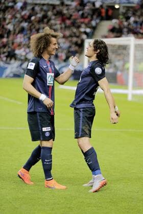 Aktuell Fußball, Frankreich, Coupe de France, AJ Auxerre - Paris St. Germain Edinson Cavani (psg) marque le premier but, joie avec David Luiz Moreira Marinho (psg) FOOTBALL : Paris st Germain vs AJ Auxerre - Coupe de France Finale - 30 05 2015 StephaneAllaman 