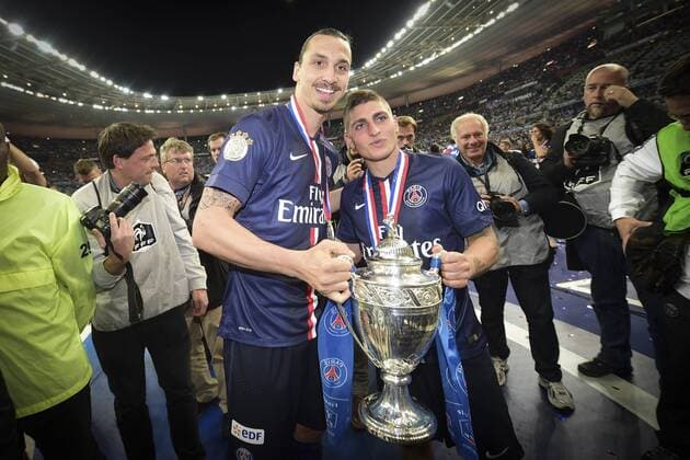 Jubel de Zlatan Ibrahimovic Marco Verratti (PSG) avec le trophee FOOTBALL : PSG - Finale coupe de France - 30 05 2015 