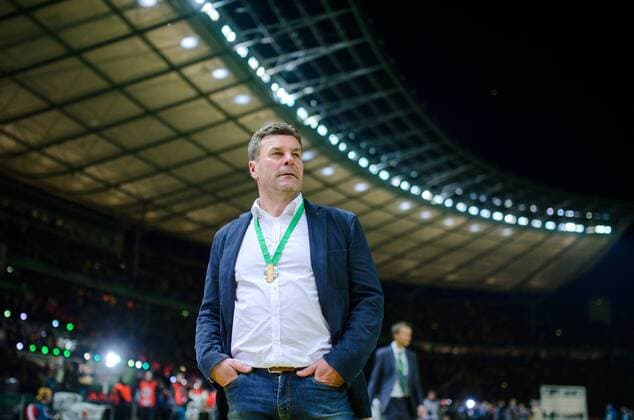 30. Mai 2015: Berlin, Olympiastadion: Fussball DFB Pokalfinale: Borussia Dortmund - VfL Wolfsburg: Wolfsburgs Trainer Dieter Hecking.