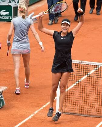 Ana Ivanovic (SRB) macht die Faust und jubelt nach ihrem Sieg über Ekaterina Makarova,Jubel,Freude,Emotion, Tennis - French Open 2015 - Grand Slam ITF ATP Tennis Herren WTA Tennis Damen - Roland Garros - Paris - - France - 31 May 2015.