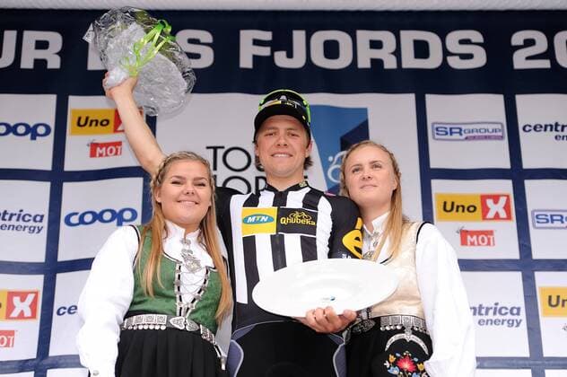 Edvald BOASSON HAGEN ( NOR Team MTN Qhubeka p b Samsung ) gewinnt die 5.Etappe der Rundfahrt - Podium - Siegerehrung - Zeremonie - Jubel - Freude - Emotionen - Querformat - quer - horizontal - Event Veranstaltung: Tour des Fjords - Fjord Rundfahrt 2015 - Stage 5 5.Etappe: Hinna Park nach Stavanger 178.0 km - Location Ort: Stavanger - Norway - Norwegen - Europe - Europa - Date Datum: 31.05.2015