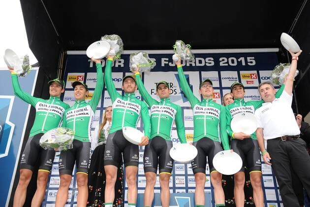 Caja Rural - RGS Seguros gewinnt die Teamwertung - Siegerehrung - Zeremonie - Jubel - Freude - Emotionen - Querformat - quer - horizontal - Event Veranstaltung: Tour des Fjords - Fjord Rundfahrt 2015 - Stage 5 5.Etappe: Hinna Park nach Stavanger 178.0 km - Location Ort: Stavanger - Norway - Norwegen - Europe - Europa - Date Datum: 31.05.2015