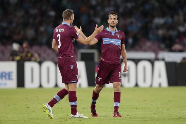 Aktuell Fußball, Italien, Serie A, SSC Neapel - Lazio Rom Marco Parolo Lazio, Stefan de Vrij Lazio, goal celebration Napoli 31-05-2015 Stadio San Paolo Football Calcio Serie A 2014 2015 SSC Napoli vs. Lazio Roma cesarexpurini