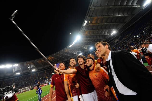 IPP20150531 Football - soccer: Serie A, AS Rom - US Palermo, selfie per l allenatore della roma rudi garcia a fine partita con i suoi giocatori xHOCHxZWEIx xItalyxPhotoxPressx 