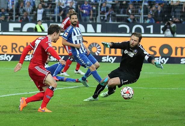 Nicolai MUELLER, HSV 27 Torschuss, schiesst das Tor zum 1-2 KARLSRUHER SC - HAMBURGER SV Fussball Relegationsspiel um Aufstieg in 1. Bundesliga , Karlsruhe, am 01.06.2015 Saison1415 , Saison 2014 2015,