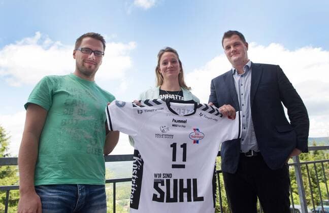 03-06-2015 Suhl- Ringberghotel Pressekonferenz der Volleystars Thüringen. v.l. AndreasL Renneberg - Trainer der Volle Stars Thüringen , Martina Jelinkova -Spielerin Volley Stars Thüringen und Sebastian Leipold Geschäftsführer Volley Stars Thüringen . Aktion