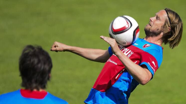 Czech national soccer team is seen during an unofficial meeting prior to the qualification match in Iceland for the European Championships, in Prague, Czech Republic, June 3, 2015. Pictured Jaroslav Plasil. (CTKxPhoto MichalxKamaryt) CTKPhotoP201506030773401  kmt 3