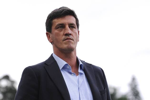 Fussball 1. Bundesliga Relegation Karlsruher SC - Hamburger SV am 01.06.2015 im Wildparkstadion in Karlsruhe Jens Todt ( Sportdirektor Karlsruher SC )