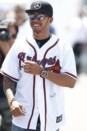 Aktuell Motorsport, Formel 1, GP von Kanada in Montreal, Lewis Hamilton im MLB Trikot der Atlanta Braves Motorsports: FIA Formula One World Championship WM Weltmeisterschaft 2015, Grand Prix of Canada, 44 Lewis Hamilton (GBR, Mercedes AMG Petronas Formula One Team), xHOCHxZWEIx