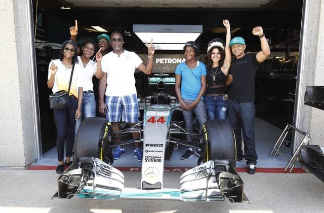 Motorsports: FIA Formula One World Championship WM Weltmeisterschaft 2015, Grand Prix of Canada, fans of 44 Lewis Hamilton (GBR, Mercedes AMG Petronas Formula One Team), xHOCHxZWEIx