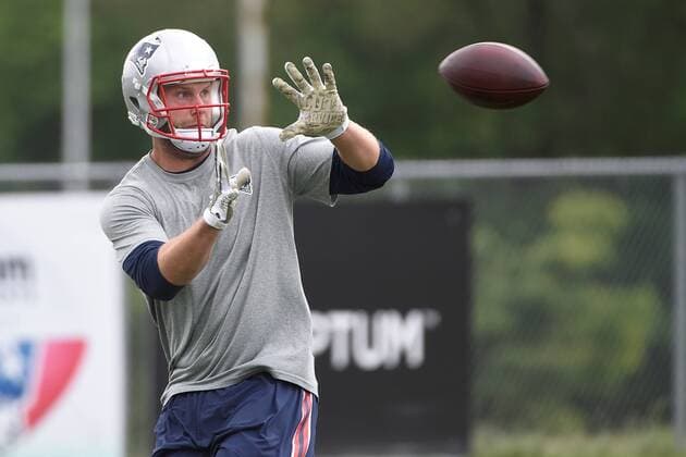 June 4, 2015 - Foxborough, Massachusetts, U.S. - New England Patriots tight end Chandler Scott (88) during the New England Patriots organized team activities held on the practice fields at Gillette Stadium in Foxborough Massachusetts. Eric Canha CSM..scott chandler. NFL American Football Herren USA 2015: Patriots OTA JUN 04 - ZUMAc04_