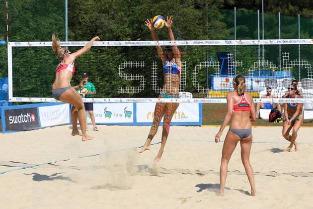 Beach volleyball Beachvolleyball - FIVB Major Series 2015 POREC,CROATIA,06.JUN.15 - BEACH VOLLEYBALL - FIVB Major Series, women. Image shows Ekaterina Birlova, Evgenia Ukolova (RUS), Lauren Fendrick and Brook Sweat (USA). GEPAxpictures xMaticxKlansek