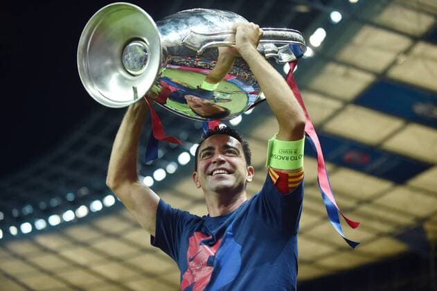 FUSSBALL CHAMPIONS LEAGUE FINALE SAISON 2014 2015 06.06.2015 Juventus Turin - FC Barcelona Barca JUBEL CHL Sieger 2015 FC Barcelona: Xavi Hernandez mit Pokal 