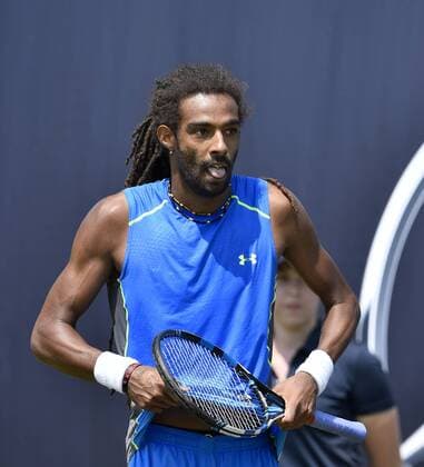 Aktion Dustin Brown (GER) Aktion Dustin Brown (GER) Freude Jubel Emotion nach gewonnenem Punkt streckt Zunge raus Gestik Geste erleichtert Qualifikation 07.06.2015 Tennis Mercedes-Cup Stuttgart Weißenhof TC Weissenhof Mercedescup Mercedes Cup 06.06..-14.06.2015 Mercedes-Cup Stuttgart Weißenhof 2015
