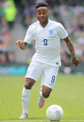 07.06.2015. Dublin, Ireland. International Football Friendly. Republic of Ireland versus England. Raheem Sterling starts on an attacking run for England. xAshleyxCahillx  ActionPlus11628705