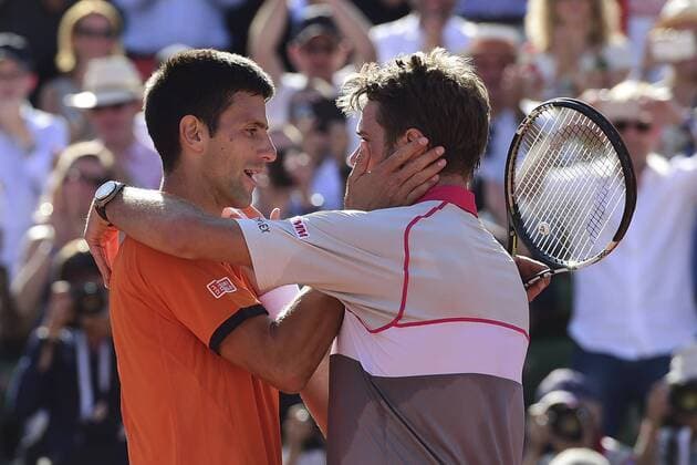 Novak Djokovic (srb) , Stanislas Wawrinka (sui) en fin de match TENNIS : Roland Garros 2015 - Finale Homme - Internationaux de France - 07 06 2015 
