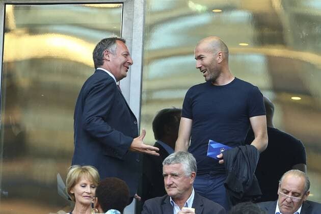 Thierry Braillard ( secretaire d etat aux sports ) Zinedine Zidane FOOTBALL : France vs Belgium - Match Amical - 07 06 2015 GwendolineLeGoff Panoramic 