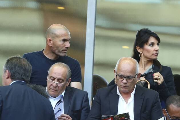 Zinedine Zidane sa femme Veronique FOOTBALL : France vs Belgium - Match Amical - 07 06 2015 GwendolineLeGoff Panoramic 