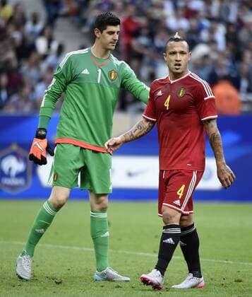 Thibaut Courtois of Belgium and Radja Nainggolan of Belgium FOOTBALL : France vs Belgique - Amical - 07 06 2015 PhotoNews Panoramic 